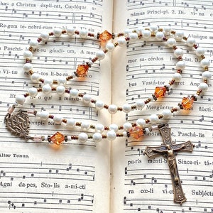 Catholic bronze rosary, pearls and crystals, heirloom catholic prayer beads, traditional catholic gift, gift for her, Rosenkranz-Atelier