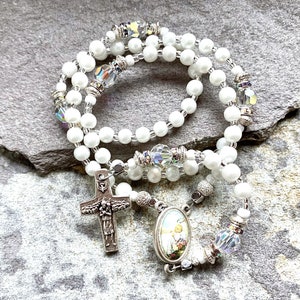 Baptism rosary, small rosary beads, handmade, catholic gift, baptism gift, white rosary, Rosenkranz-Atelier image 8