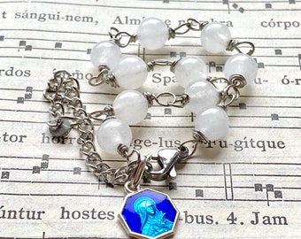 Saint Therese rosary bracelet, up cycled rosary bracelet, vintage 1970s medal, catholic prayer jewelry, gift catholic, Rosenkranz-Atelier