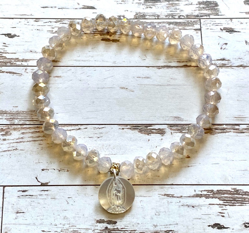 Our Lady of Guadalupe catholic bracelet, catholic jewelry, pregnancy gift, gift for expecting mother, elastic bracelet, Rosenkranz-Atelier Bild 8