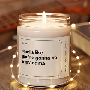 First Time Grandma Baby Announcement Candle, New Grandma Gift, Promoted to Grandma Pregnancy Reveal Gift for New Grandmother Gift