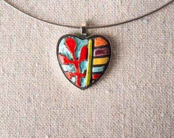 Ceramic Heart Necklace in Gift Pouch, Pendant Necklace for Women: Red Vine Geo