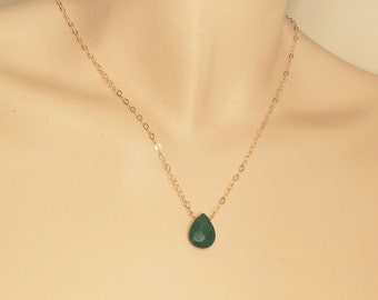 Emerald Necklace 14k gold filled, Green Emerald Pendant, May Birthstone Jewelry Gift, Layering Necklace , Delicate Jewelry, Gemstone Jewelry