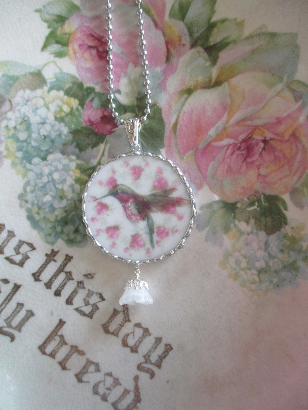 Vintage Broken China ~ Beautiful Hummingbird in a Ring of Roses ...
