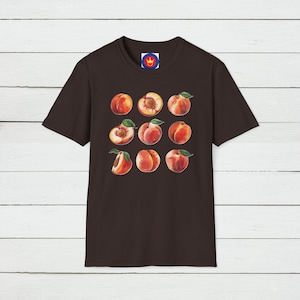 Peach Graphic T-Shirt: Unisex Summer Fruit Tee