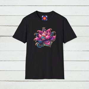 Lotus Blume Symbol T-Shirt, Unisex spirituelles Yoga T-Shirt, Sacred Lotus Design, Meditation Bekleidung, Zen Grafik Shirt, Achtsamkeit Kleidung