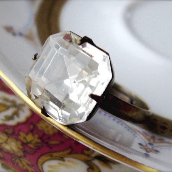 Audrey Ring (Vintage German Glass)