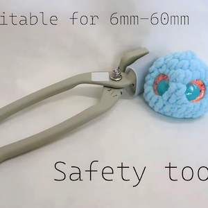 Safety Eyes tool - Safety Eye Pliers | Crochet and Amigurumi