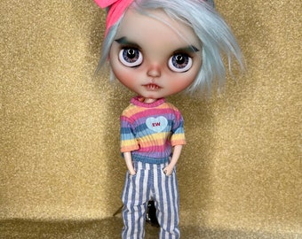 Anti-Valentine’s ribbed  t-shirt for Blythe