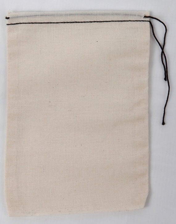 25 Mini Cotton Muslin Black Hem and Yellow Drawstring Bags 25 Mini Cotton Muslin Black Hem and Yellow Drawstring Bags