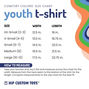 Puede incluir: Tabla de tallas de camiseta para j&oacute;venes con medidas en pulgadas. La tabla muestra las tallas desde XX-Small hasta Large, con las medidas de ancho y largo correspondientes.