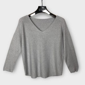 V Jumper Sweater Top, Grey Medium Tight Knit Plus Size Fits UK 8-16, Boho Womens One Size Winter Knitted Top Made in Italy Gift For Her