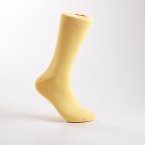 David&#39;s Bridal match Canary  specialty color youth socks