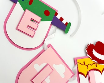 Individuell gestaltetes Toy Story-Geburtstagsbanner – Personalisiertes Schild für Mädchen-Toy-Story-Party
