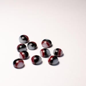 Gesmolten glazen stipjes "Kiln Candy" in wit, rood en zwart (set van 10)