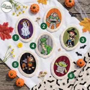Toppe termoadesive di Halloween a tema amici giocattolo, toppa ricamata con cowboy fantasma e ranger spaziale mummia, gita al parco autunnale, sacchetto per dolcetto o scherzetto.