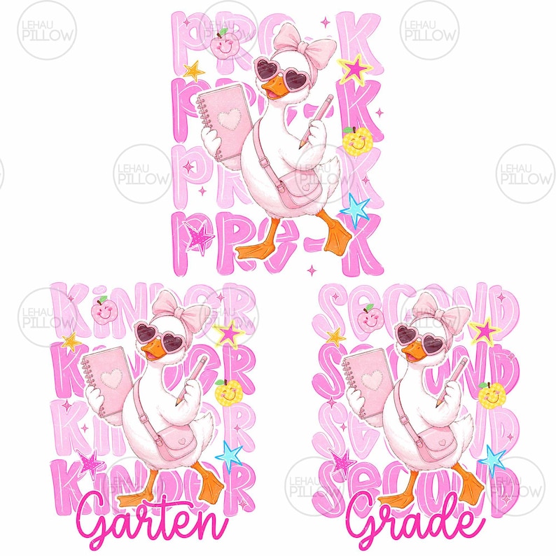 Puede incluir: Tres patos de dibujos animados blancos con lazos rosas y gafas de sol en forma de coraz&oacute;n, cada uno con un cuaderno rosa, un l&aacute;piz y un bolso. El fondo muestra texto rosa que dice PRE-K, KINDERGARTEN y SECOND GRADE con estrellas y caritas felices.