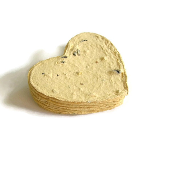 Valentine's Day favor - Plantable paper hearts - Wedding place card - Yellow hearts made of flower seed paper - Wedding favor - Escort card