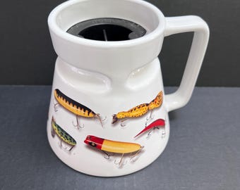 Vintage 1990s Salamander Graphix Fishing Lures No Spill Coffee Mug with Lid, Wide Base Ceramic Travel Desk Mug, Gift for Fisherman