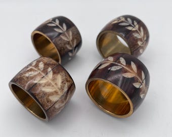 Vintage 1970s Hand Carved Leafy Vine Bone & Brass Napkin Rings, Boho Leaf Motif Boho Table Decor Set of 4