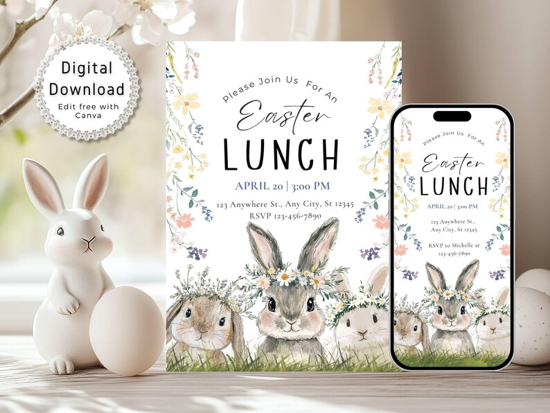 Puede incluir: Invitaci&oacute;n imprimible para un almuerzo de Pascua con un dise&ntilde;o floral y conejos con coronas de flores. El texto dice "Please Join Us For An Easter Lunch, 20 de abril, 3:00 PM, 123 Anywhere St., Any City, St 12345, RSVP 123-456-7890".