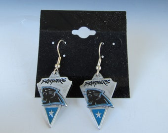 PSG NFL Carolina Panthers Carolina Panthers Earrings Glitter Heart Small Black