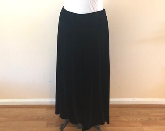 Black Velvet Witchy Skirt Max length sz 16 silk and rayon