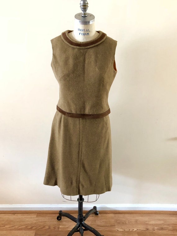 Tan Wool Dress 2 piece  Vintage 1960s sz M - image 1