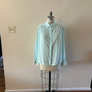 Light Blue Silky blouse vintage 1970s sz L XL image 3