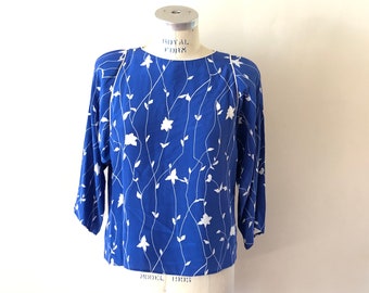Blue Floral Top Maggie London Silk blouse  sz 8