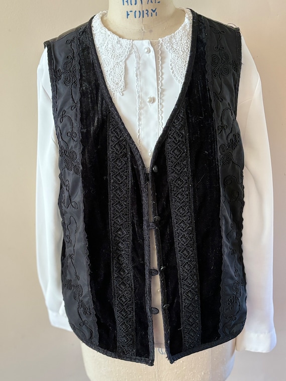 Black Velvet Vest Vintage 1990s y2k sz L