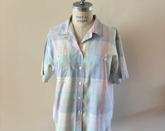 Short Sleeve Plaid shirt 1980s sz M/L