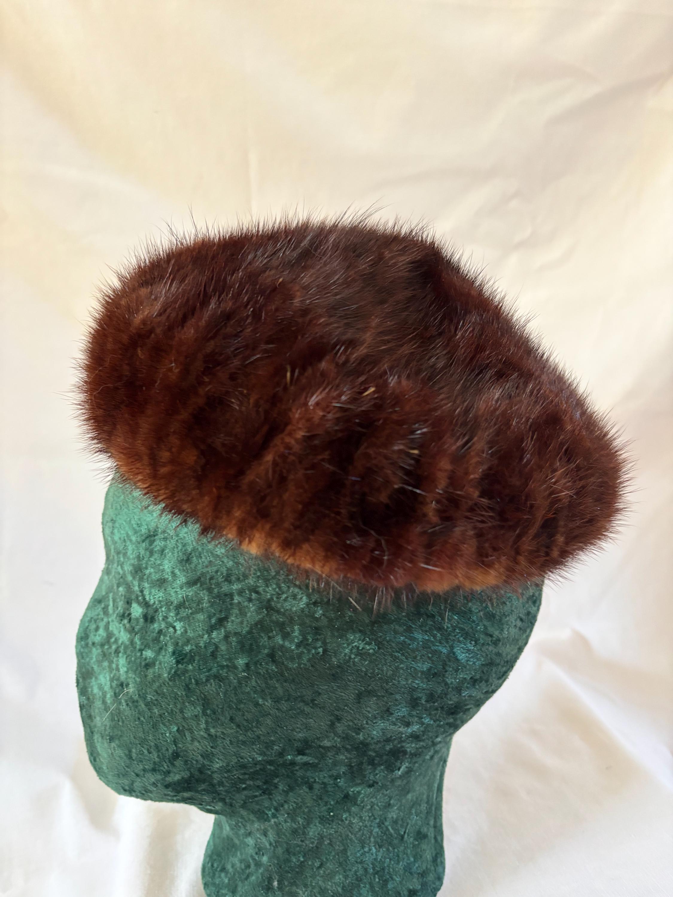 Brown Mink Fur Beret Vintage 1960s - Etsy display picture 2