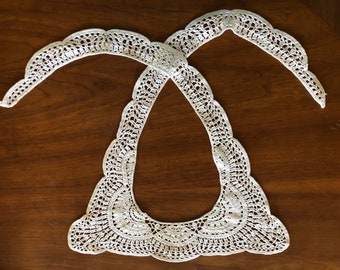 Crocheted lace collar lappet vintage white