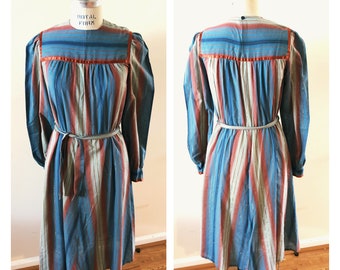 1970s Blue Cottagecore striped dress sz M