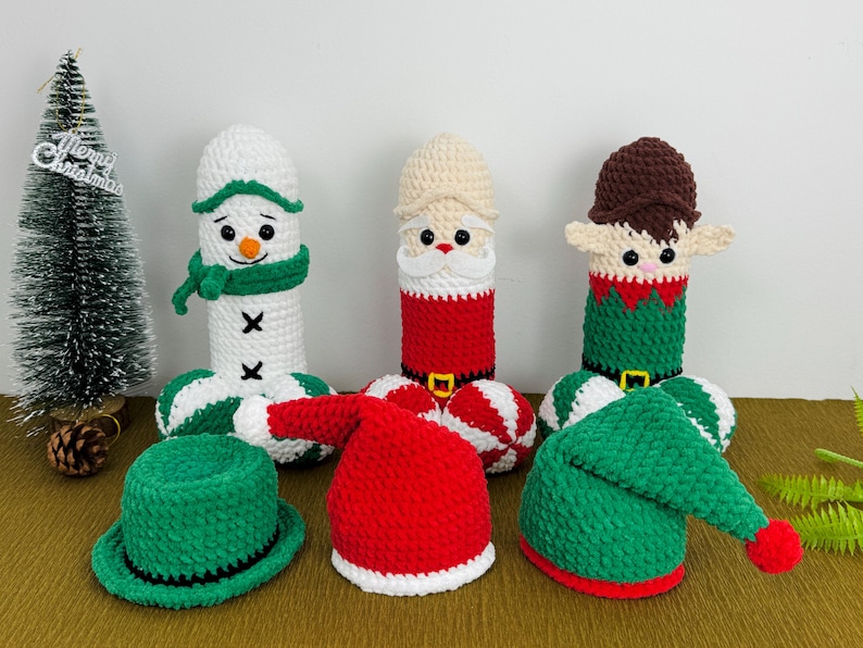 DIY Christmas crochet plush set for handmade gifts