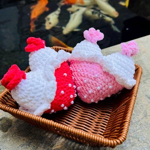 Easy crochet chicken and heart plush pattern PDF