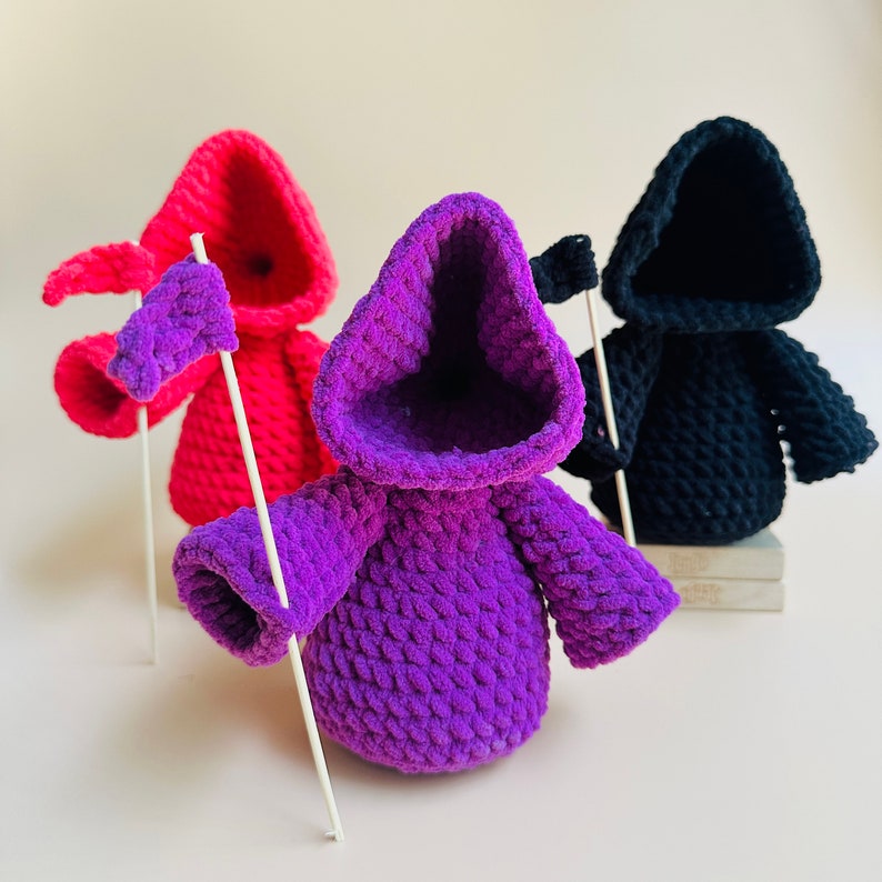 Step-by-step no-sew Halloween crochet plush guide