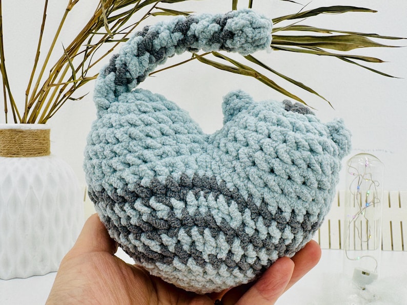 No-sew Valentine hearts and cat amigurumi pattern