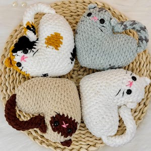 Valentine Crochet Pattern, Heart cat crochet pattern, Adorable Crochet Cat with Valentine Hearts - Perfect Gift for Valentine&#39;s Day