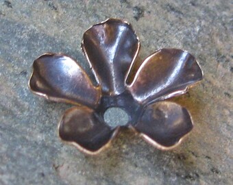 Brass Flower Metal stamping embellishments Cold Connections Antiqued Brass 1344 - 6 pieces