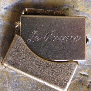 2 pequenos latão dourado antigo je t'aime amor inserção carta envelope texturizado busca 746tj