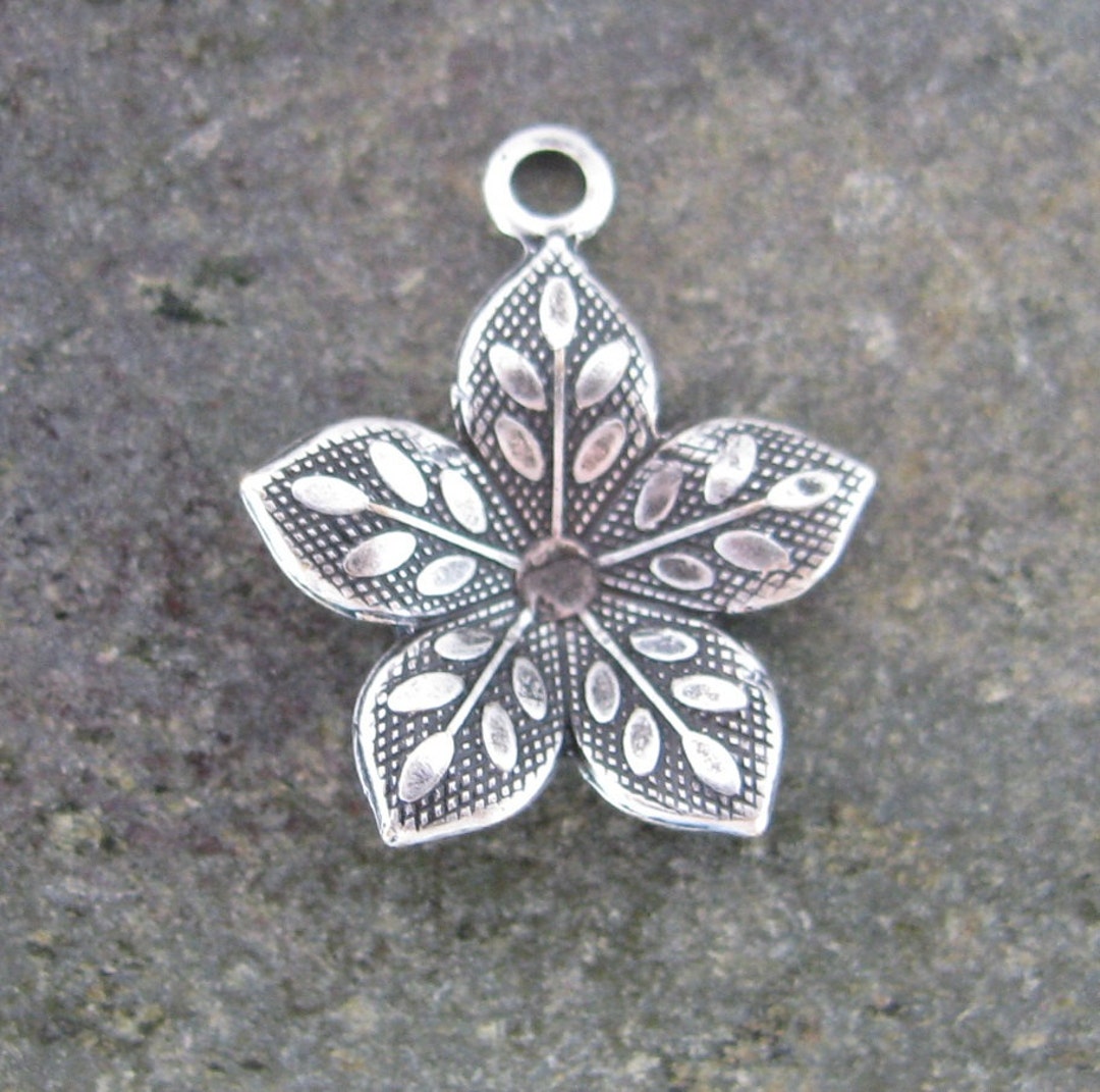 Antique Silver Plated Flower Charms Jewelry Finding 597 12 Pcs Etsy New Zealand