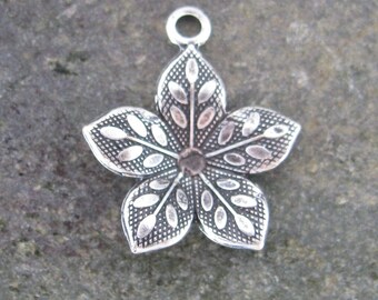 Antique Silver Plated Flower Charms Jewelry Finding 597 12 pcs