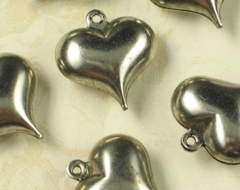 6 Antique Silver Brass Puff Heart Charm Finding Lot 780