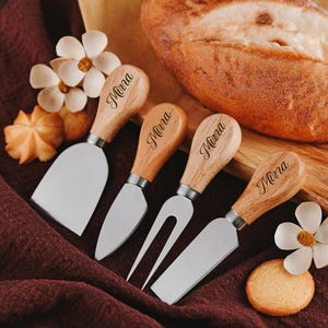 Personalized 4pcs Charcuterie Cheese Knive set,Engraved Cheese Knife Utensil set,gift for mom,housewarming,cheese spreader,Custom Wedding