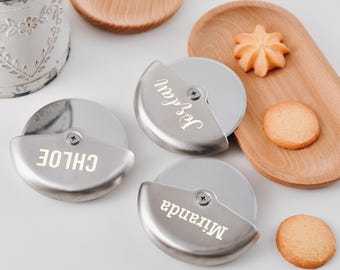 Custom carved pizza knife wheels, personalized kitchen gifts, for food lovers, ideal relocation, wedding or birthday gift wedding