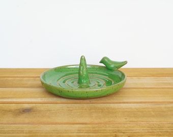 Ceramic Ring Dish in Bright Green Glaze with Bird Decoration Stoneware Clay, Jewelry Bowl, Bridal Ring Dish