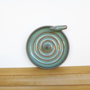 Ceramic Ring Dish in Sea Mist Glaze with Bird Decoration, Stoneware Clay, Jewelry Bowl, Bridal Ring Dish image 5