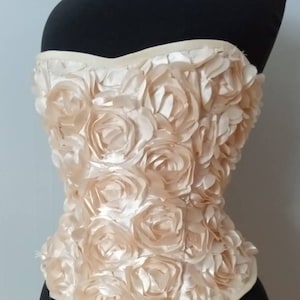 Sample sale Glorious deep cream roses handmade steel boned Victorian overbust corset one of a kind handmade in Canada by La belle fairy image 2